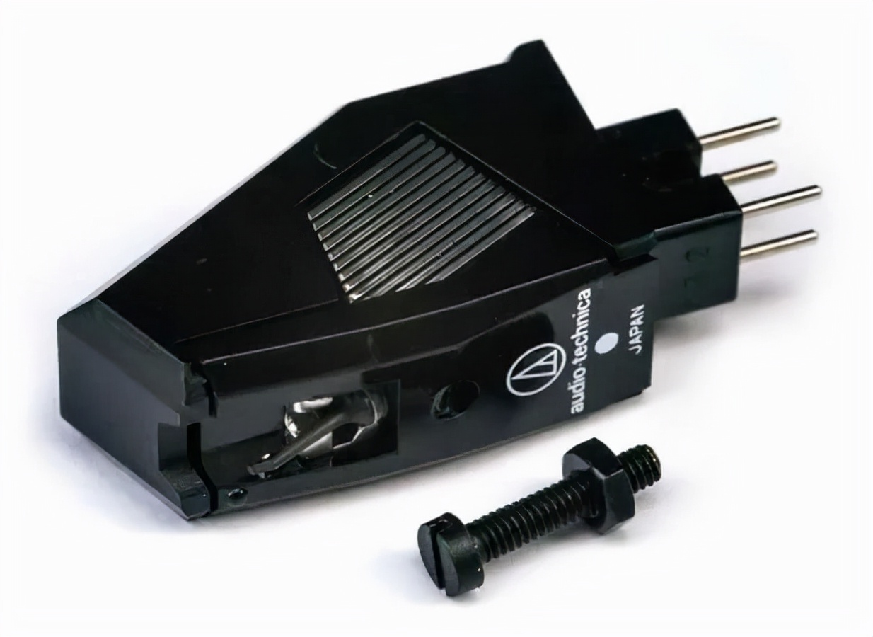 回归日本生产——创意无限的CEC皮带驱动CD机