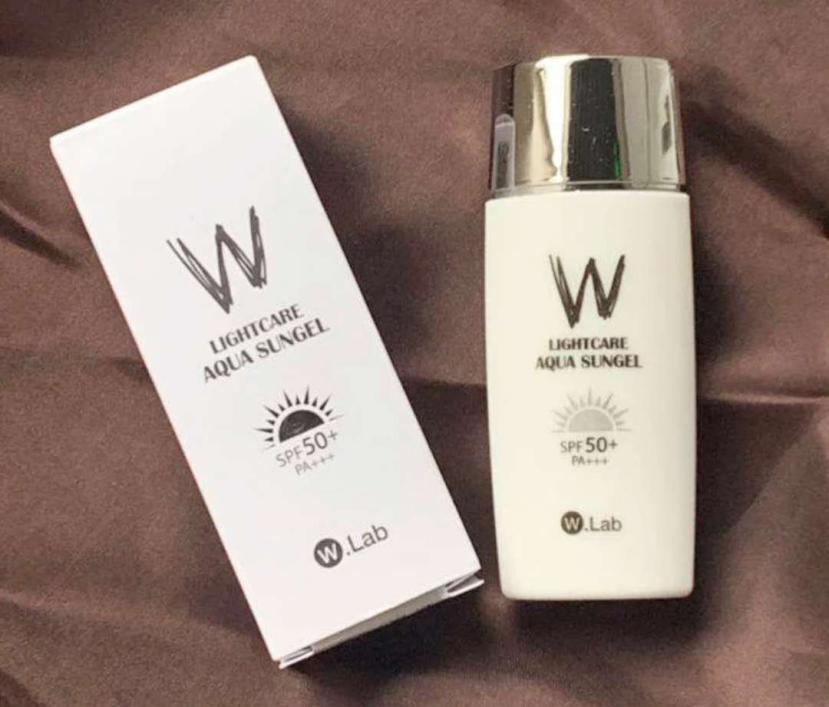 妆前乳和粉底液有什么好用的吗,妆前乳和粉底液哪个必须用遮瑕液