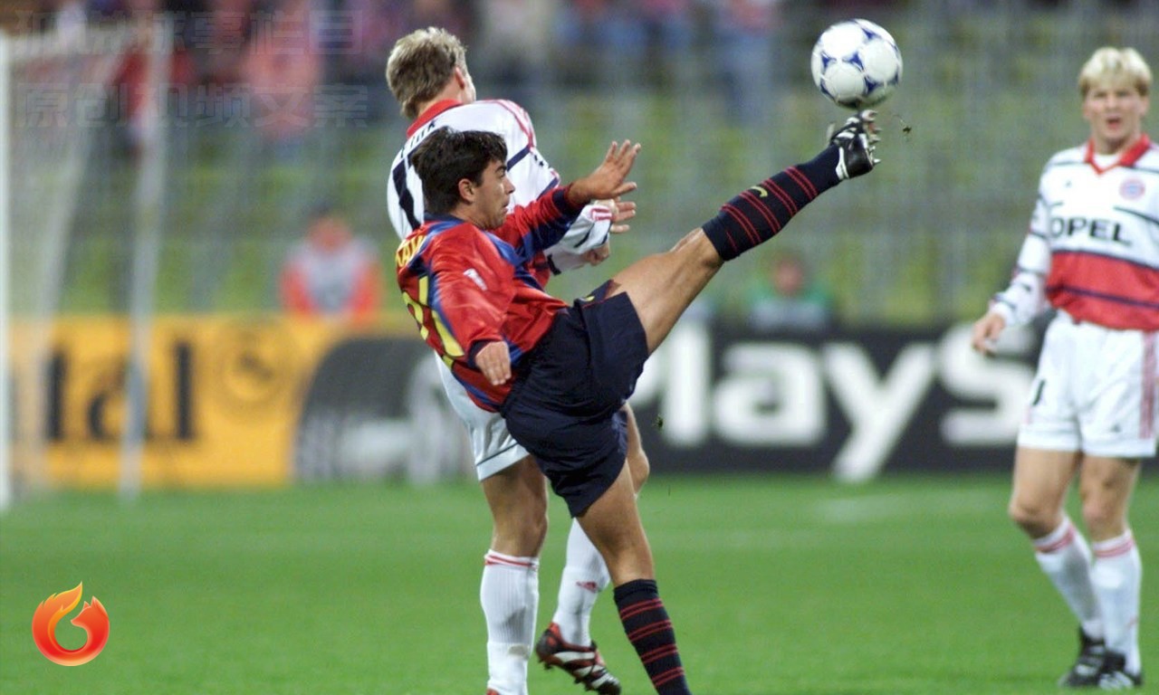 [狐说球事]中场大师哈维：巴萨红蓝不灭，期盼统帅归来！