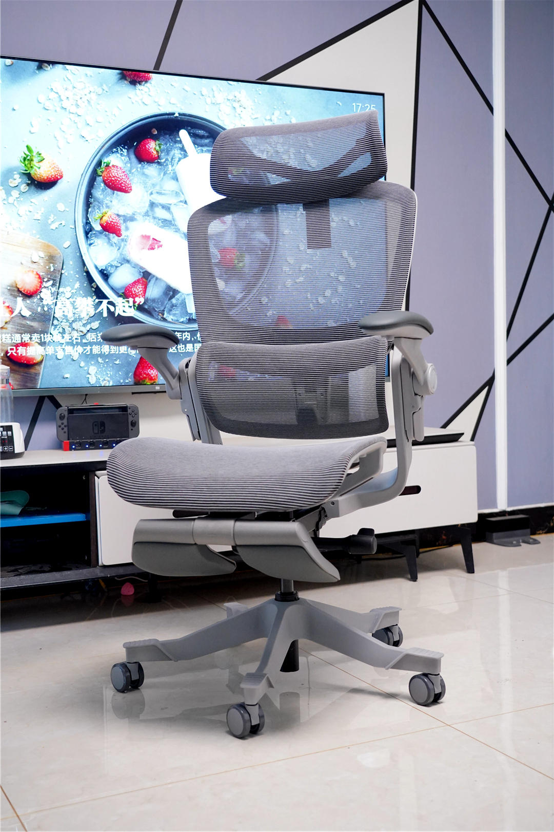 缓解疲劳，降低久坐危害，请选择网易严选3D悬挂腰靠人体工学转椅