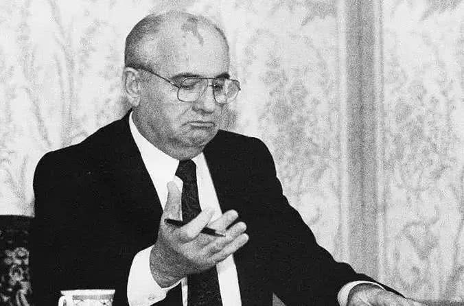 1980年代美国对波兰的隐蔽行动,1980年波兰