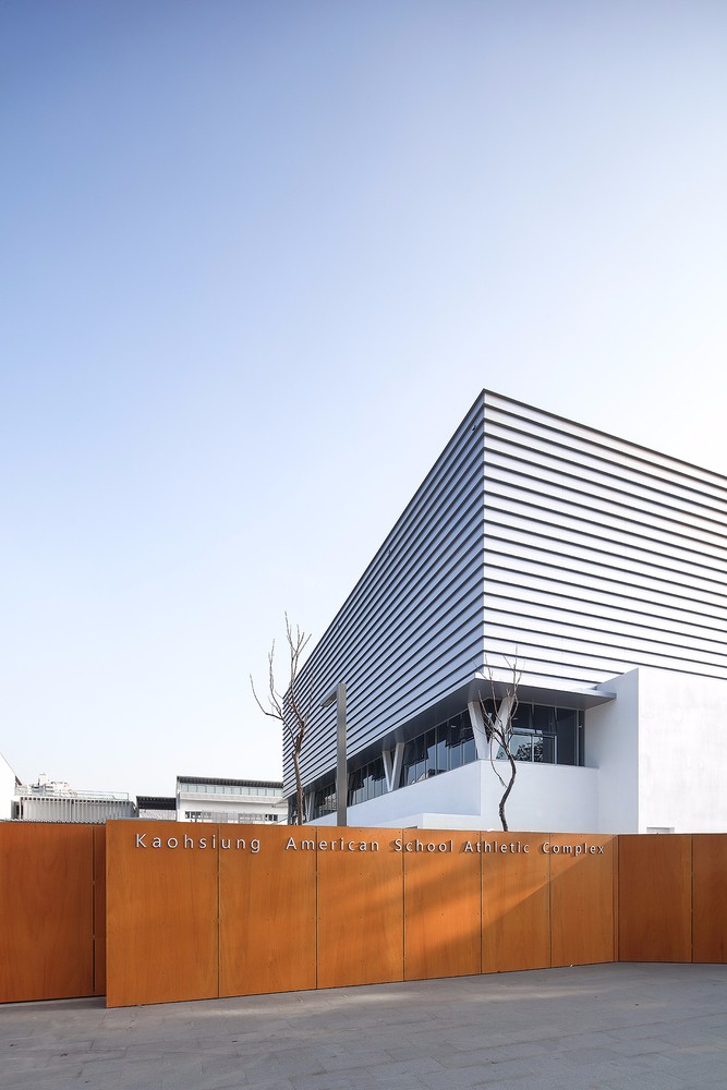 外表平平内部却别有洞天,看似平常里面别有洞天的豪华建筑