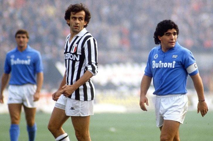 足坛评价梅西与c罗,足坛双雄梅西