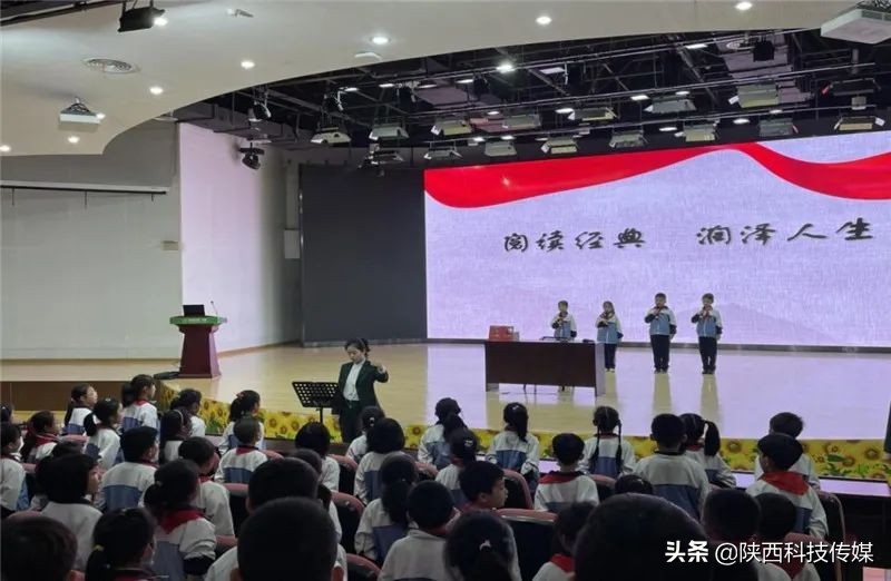 书香学校读书月活动,第三届书香校园读书月活动