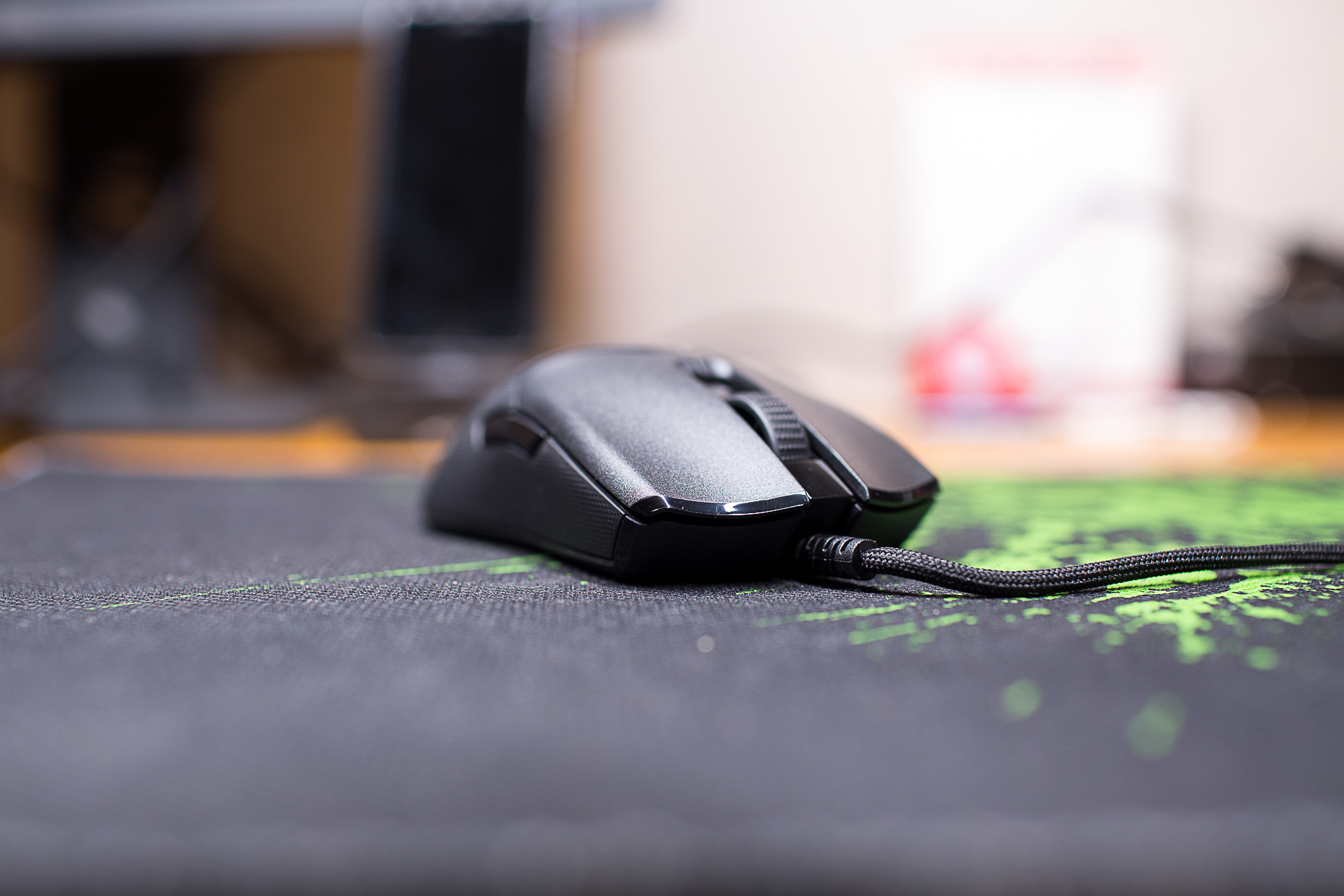 蝰蛇的接班人？最佳电竞鼠标？雷蛇毒蝰69蛇电竞鼠标测评体验