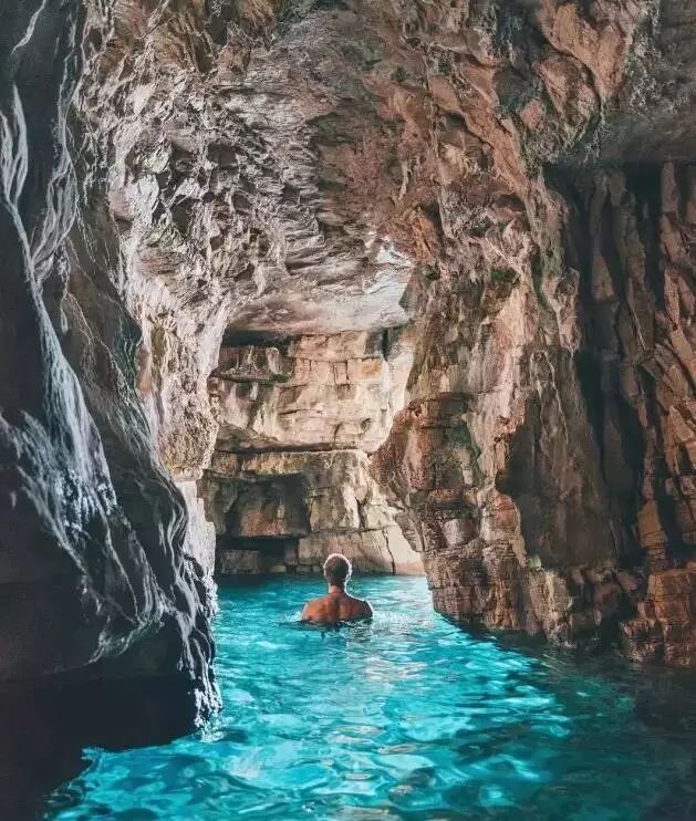 90后清洁工小伙穷游 (一个人穷游中国海上清洁工)