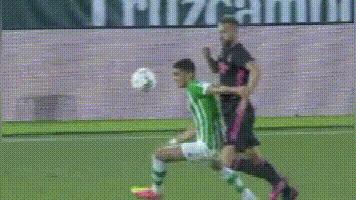 欧联足球疯狂之夜,欧战疯狂一夜意甲闯入3级决赛