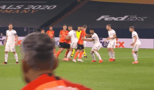 97秒闪电扳平比分,97秒两个进球世界杯