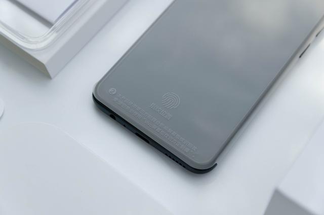 vivoz5手机值得入手吗,vivoz5现在还值得买吗