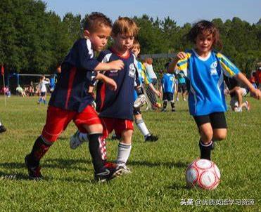 英语原版阅读：Theincrediblegrowningjacket