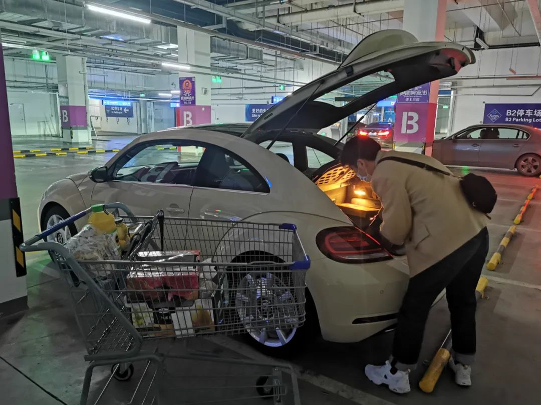 大众甲壳虫这款车怎么样啊,大众甲壳虫适合年轻女性的车