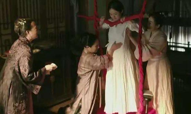 知否里面明兰站着生小孩,知否明兰站着生子视频