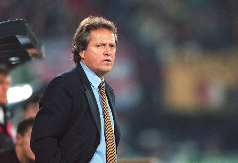 中国足坛酒局传说:那场7-0的前夜,国足主帅痛饮狂欢到凌晨