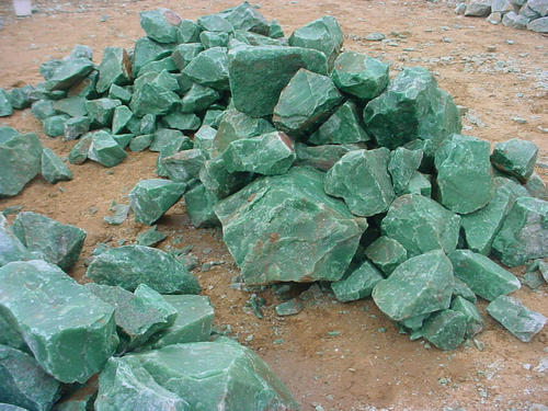 玉雕大师实例点评,玉雕大师的作品都是真玉吗