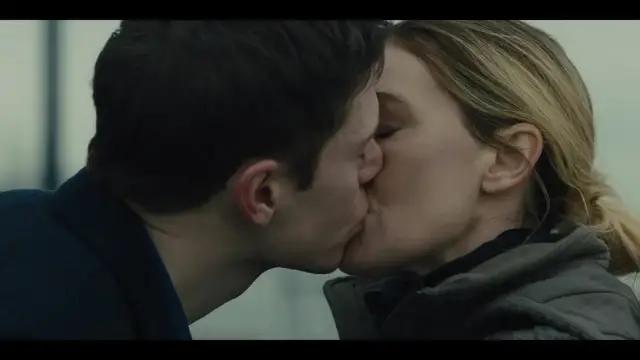 三伏天追《东城梦魇》，一定会兴味盎然，击掌称快