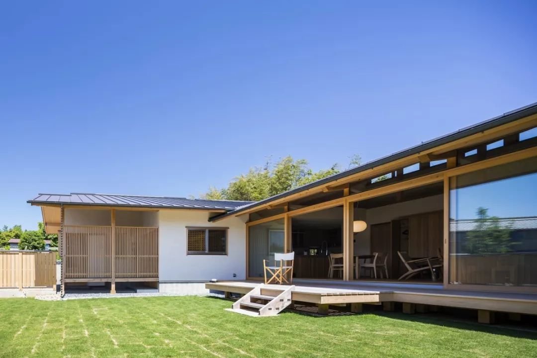 房地产泡沫那么大是谁造成的,房地产泡沫爆发在哪一年