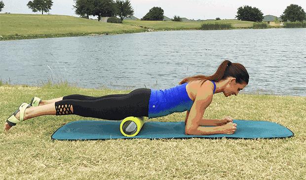 大腿前侧凸起一块肉怎么回事,大腿前侧突出什么样子