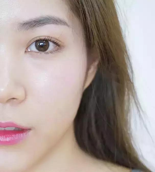 花西子气垫遮瑕持久不脱妆,气垫粉底遮瑕持久不脱妆双层