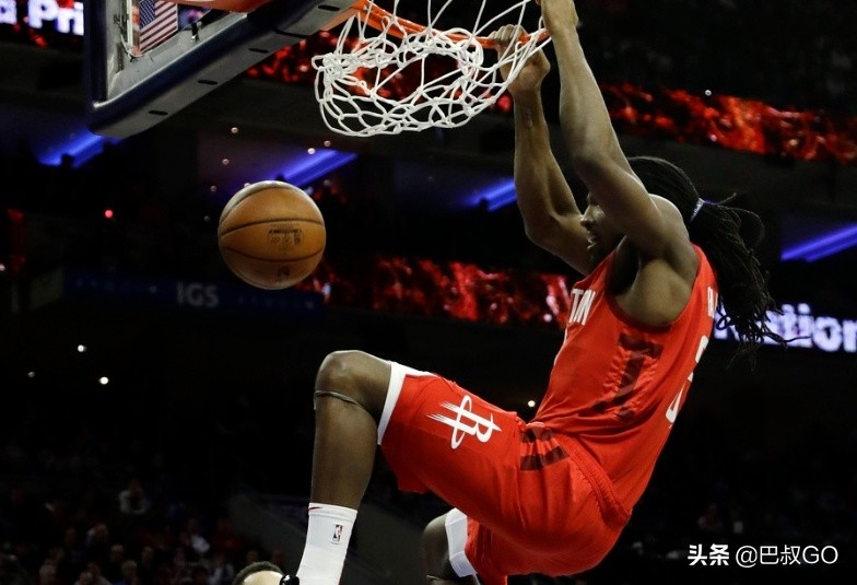 场均16分4场投进14记三分球,场均16分加6板2助攻