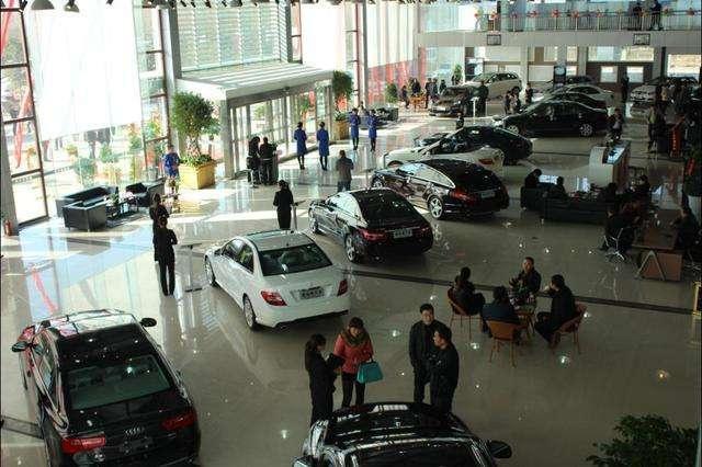 月营业额30万的汽车店,月营业额20万业务员提成多少