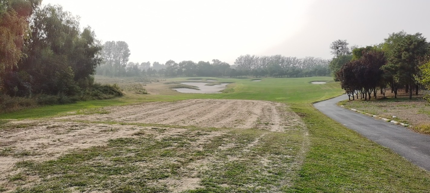 北京cbd国际高尔夫球场,北京金帝高尔夫球场