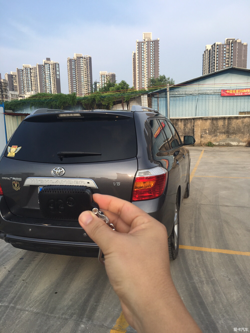 2011年丰田汉兰达2.7加不上油门,2010年2.7汉兰达哪里不好