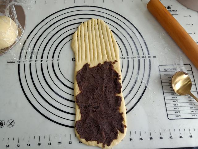 简单面包教程不用烤箱不加牛奶,超简单面包不需要牛奶