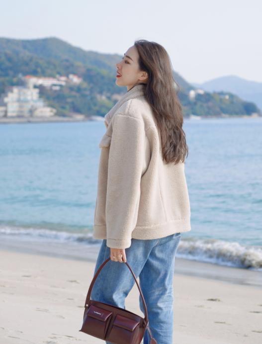 冬装新款泰迪熊保暖长袖外套,泰迪熊短款外套穿搭