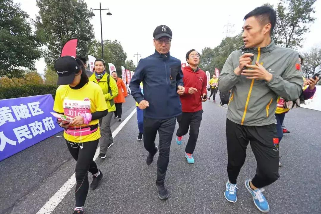 白岩松经典演讲视频自律,白岩松越自律越自由的观后感