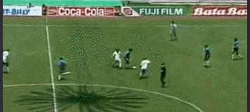 梅西和c罗究竟谁才是球王,球王梅西与c罗的传世之争