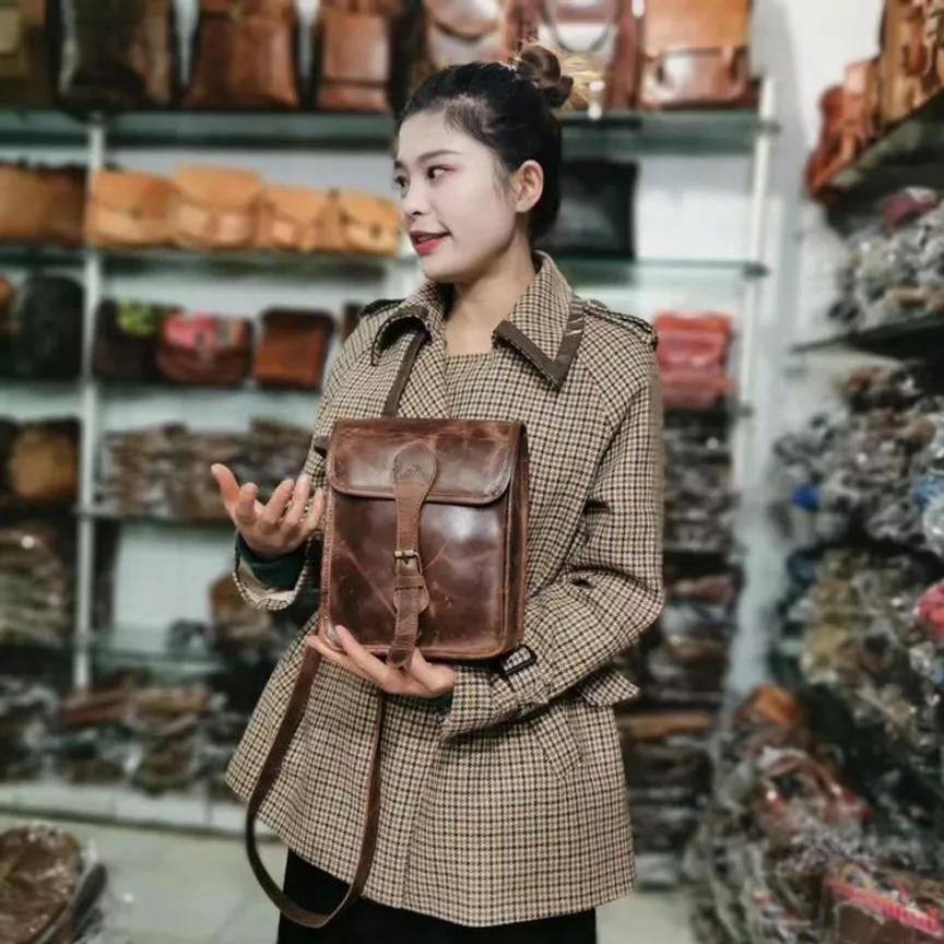 重庆姑娘去印度当主播，被当地小伙抢劫，疫情下仍不回国带货赚钱