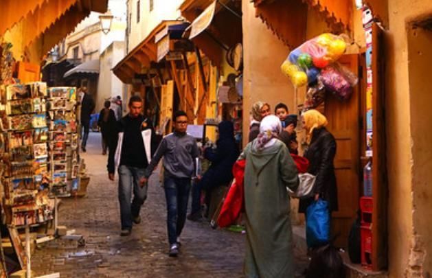 非洲一座千年古城，充斥着一股奇怪的臭味，游客却称这里为天堂