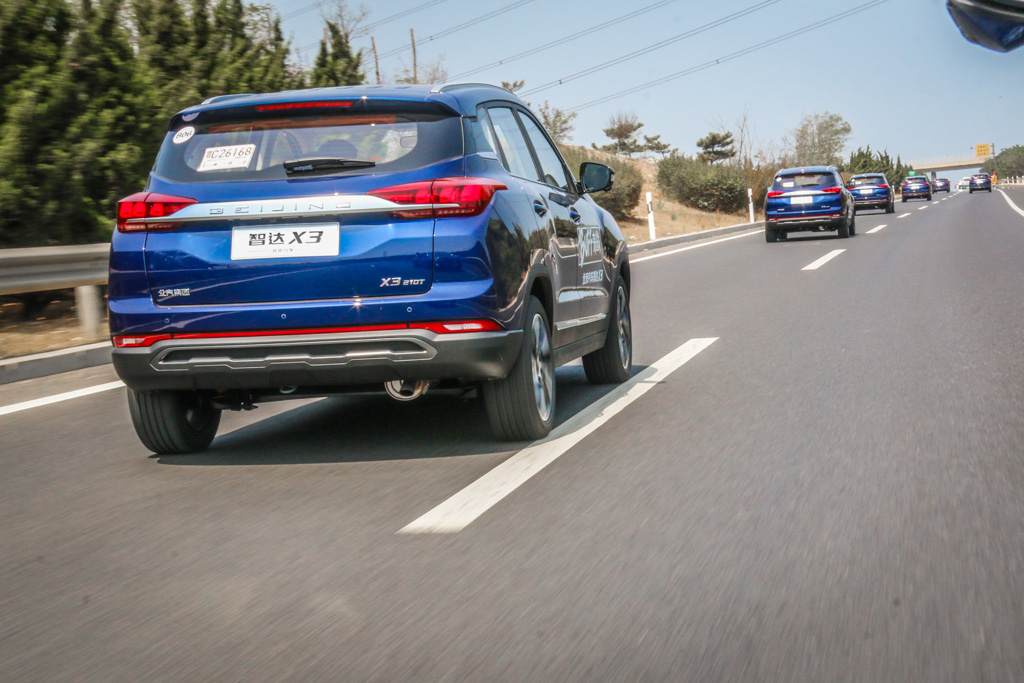 北京汽车智达x3手动荣耀版配置,21款智达x3自动挡荣耀版试驾