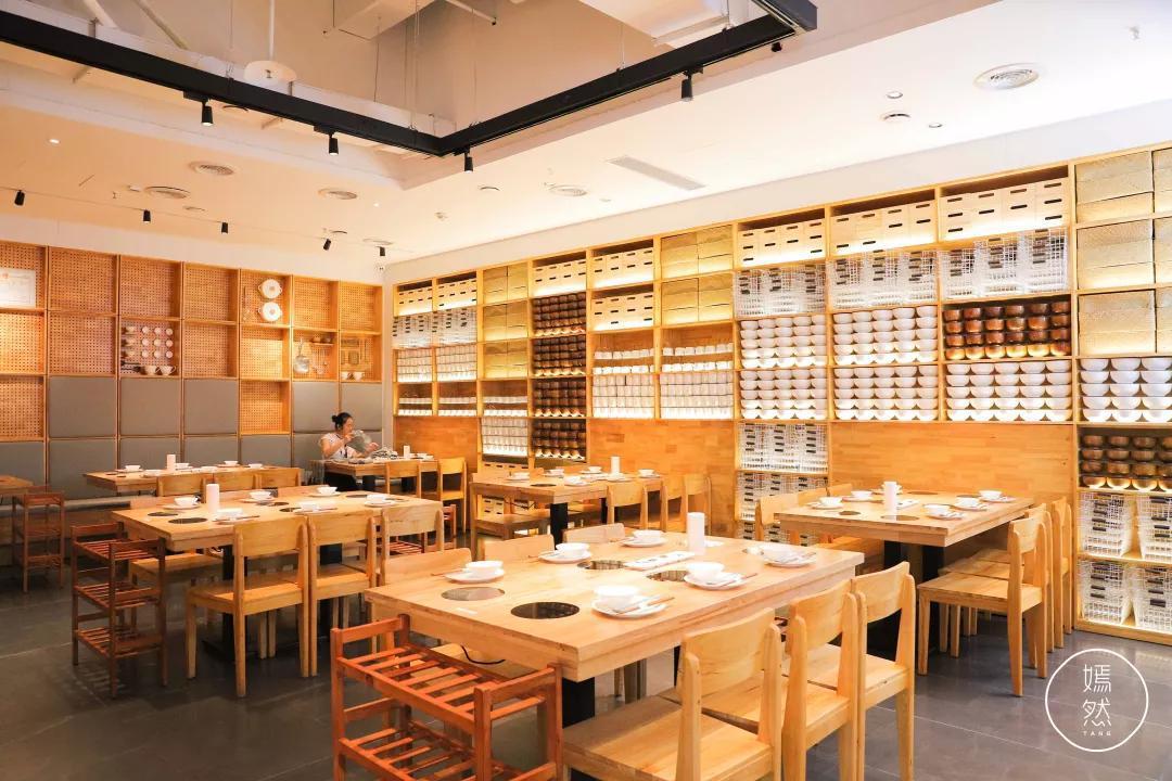 东城万达今天营业吗,万达排队店