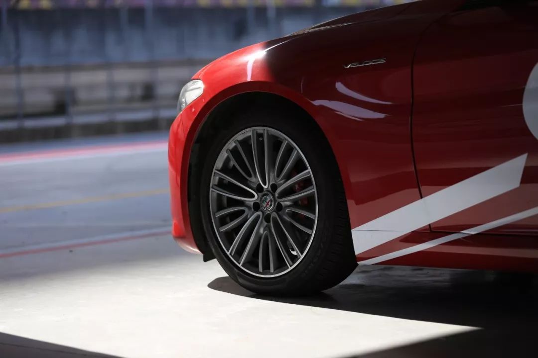 旧式刹车,汽车线控刹车好还是真空泵刹车好