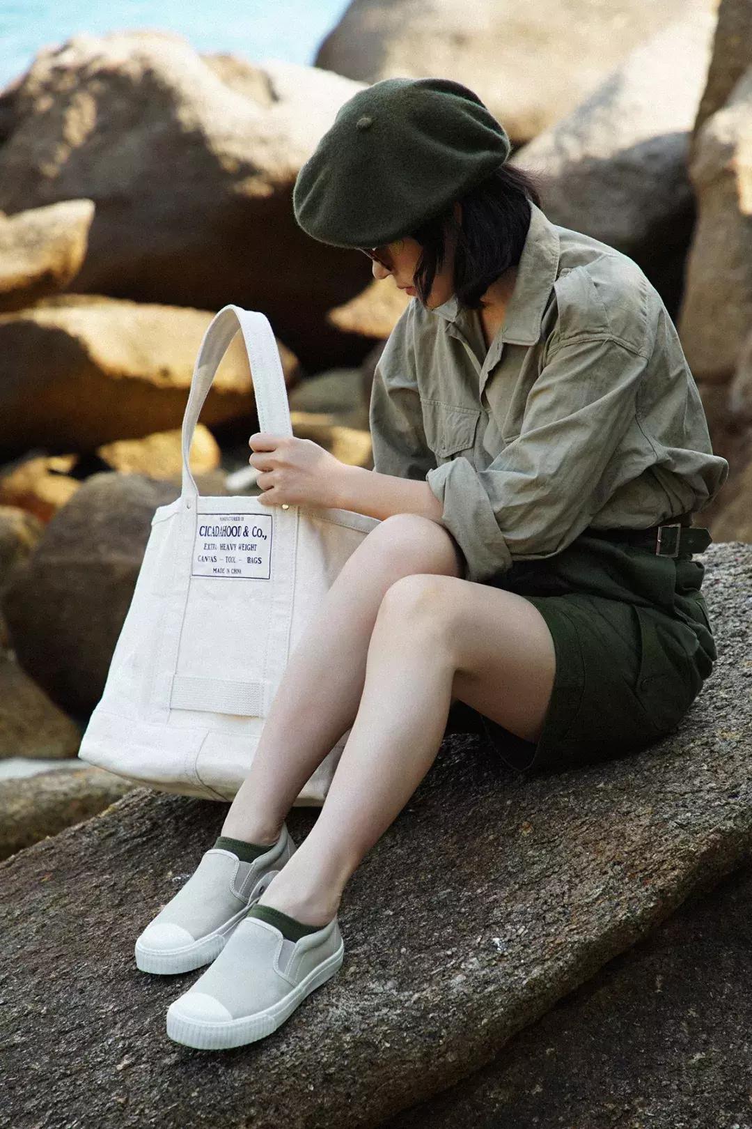 旅行中总会遇到形形色色的人,旅行中总是有两种人