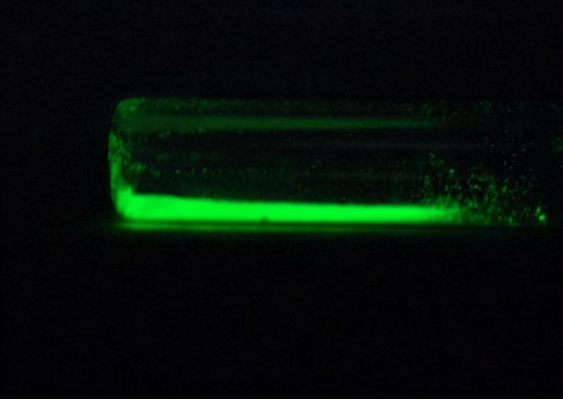 居里夫人用的笔记本电脑有辐射吗,居里夫人笔记本为什么有辐射