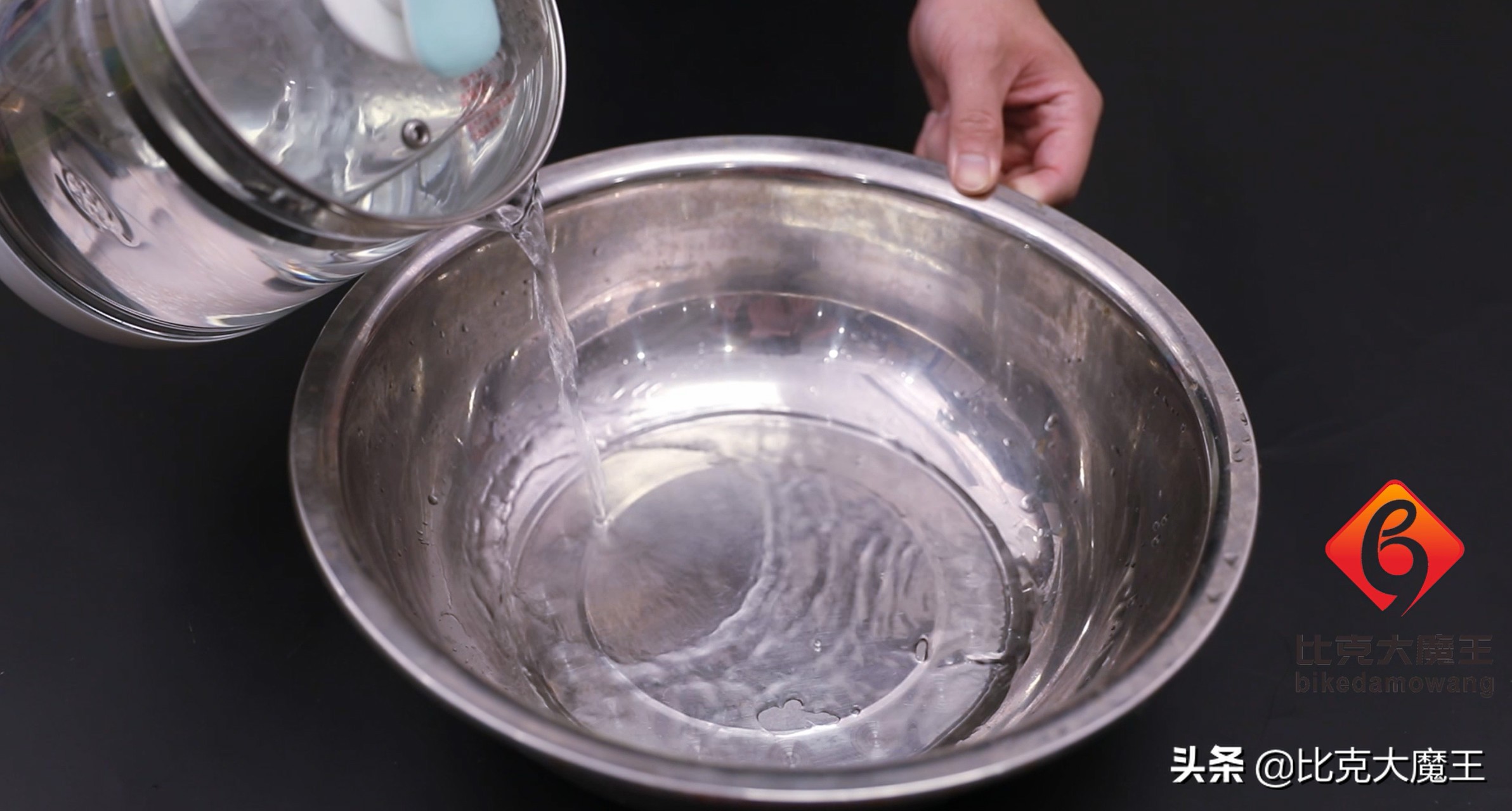 厨房清洁小妙招菜篮,厨房菜篮子清洗