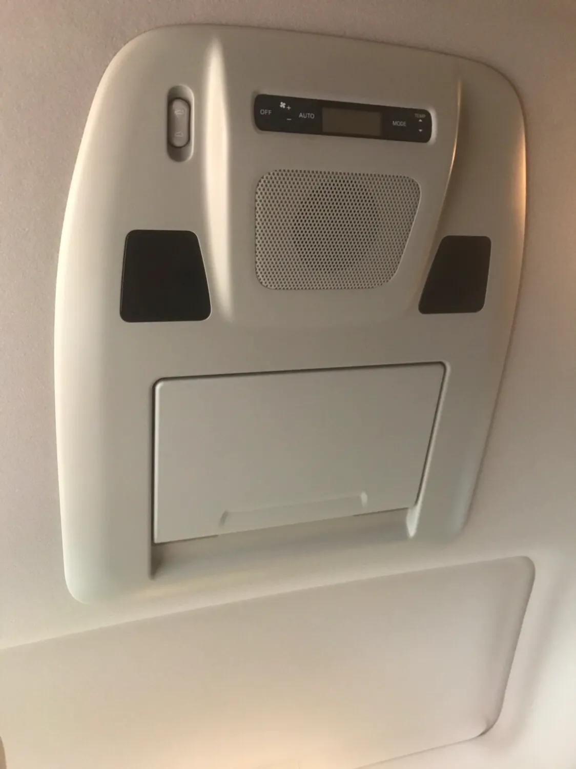 丰田埃尔法日产贵士,埃尔法3.5和贵士3.5的区别