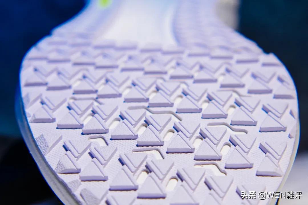 puma最新款跑鞋,puma跑鞋最新款