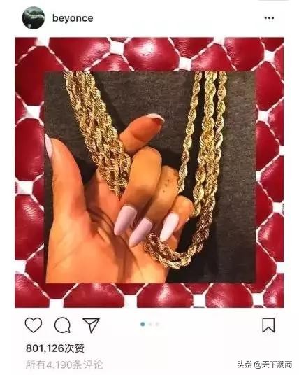 这位卖大金链潮籍大妈是继老干妈之后，又一个征服美国的女人