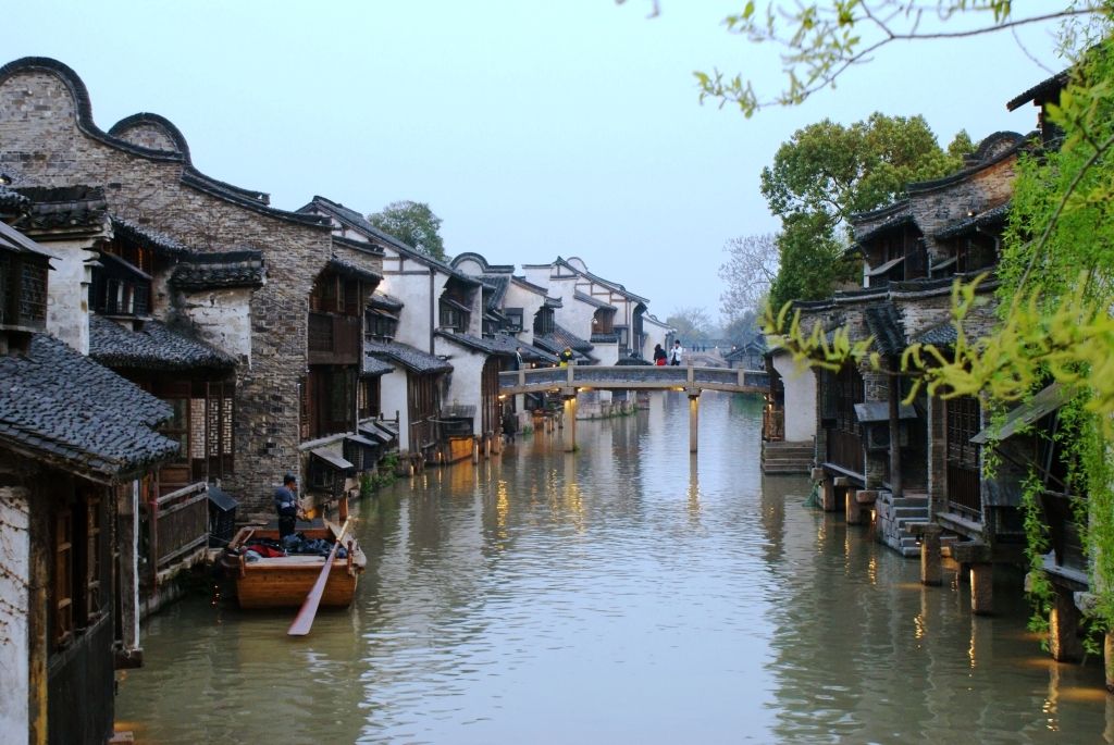 门前坟屋后水,门前坟屋后水的意思