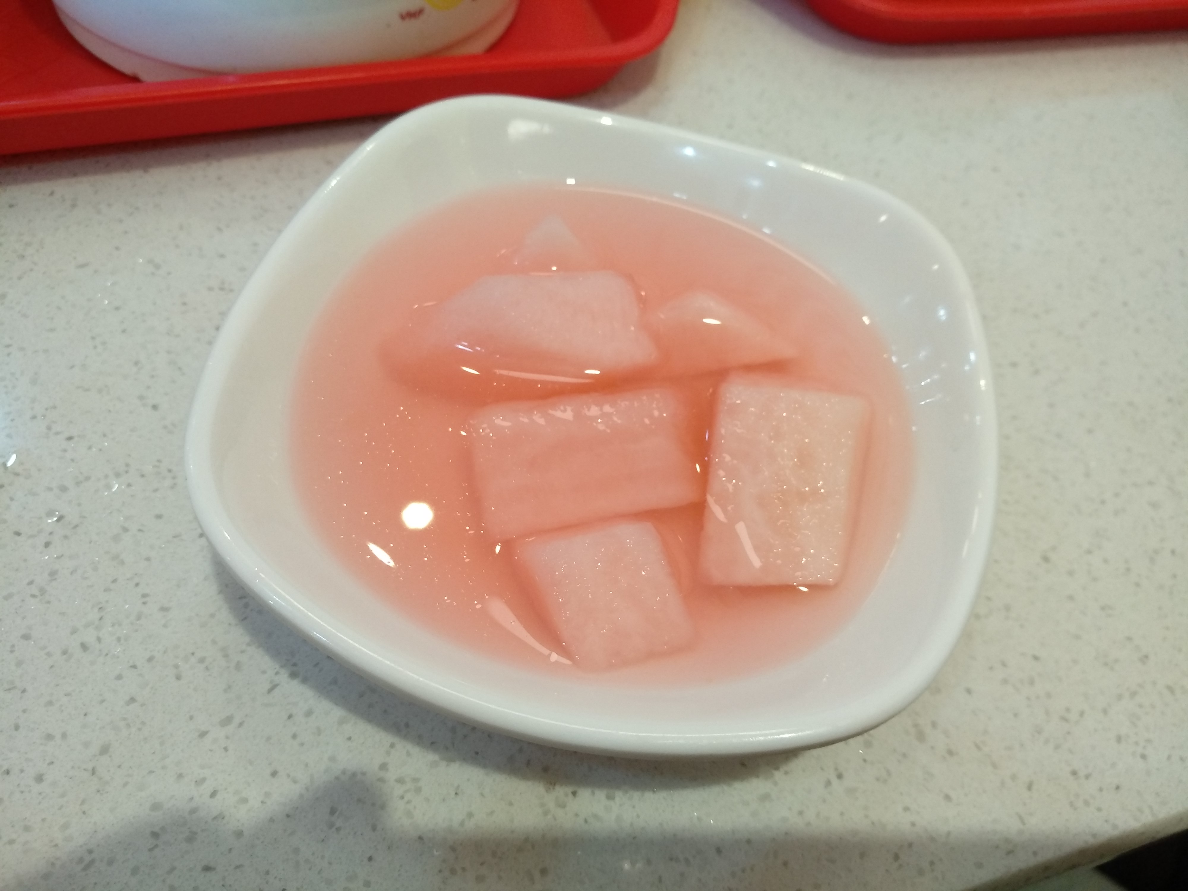 禄丰日记：中午不想做饭，花43元在愉筷吃了一餐