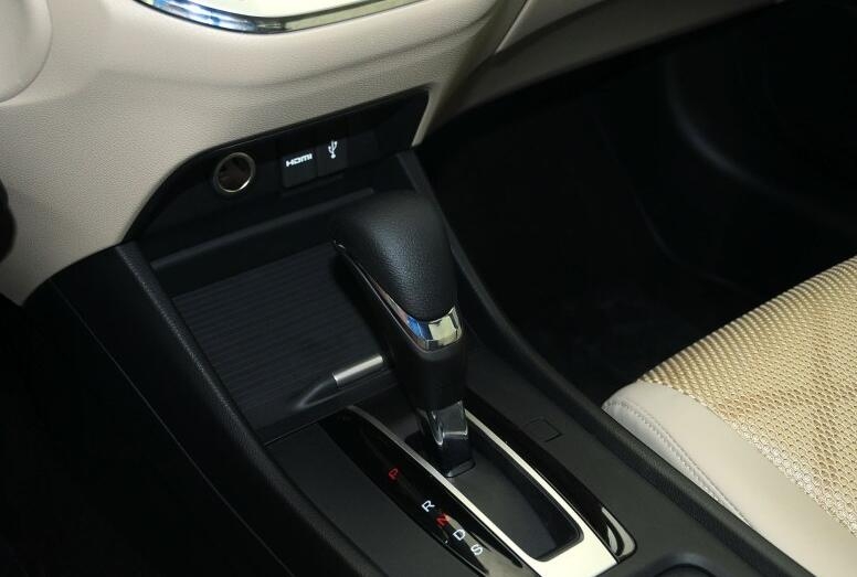 本田杰德5座13款驾驶感受,本田杰德17款舒适版4万公里多少钱