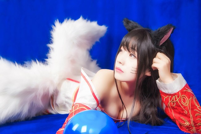 英雄联盟紫色阿狸cos,游戏英雄联盟九尾妖狐阿狸cosplay