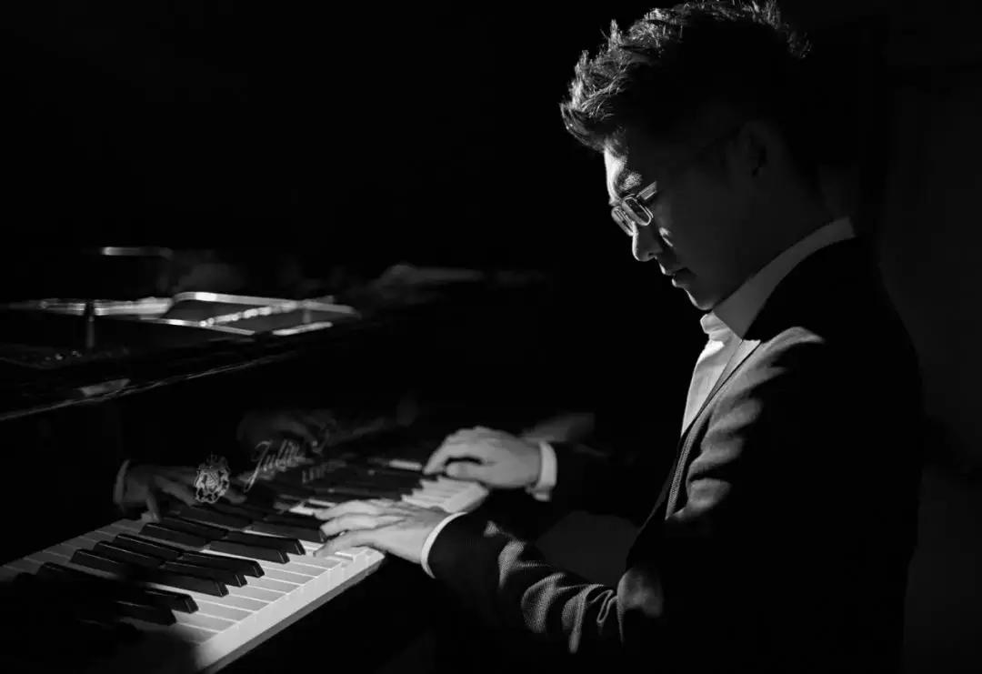 赵胤胤钢琴什么档次,赵胤胤专访