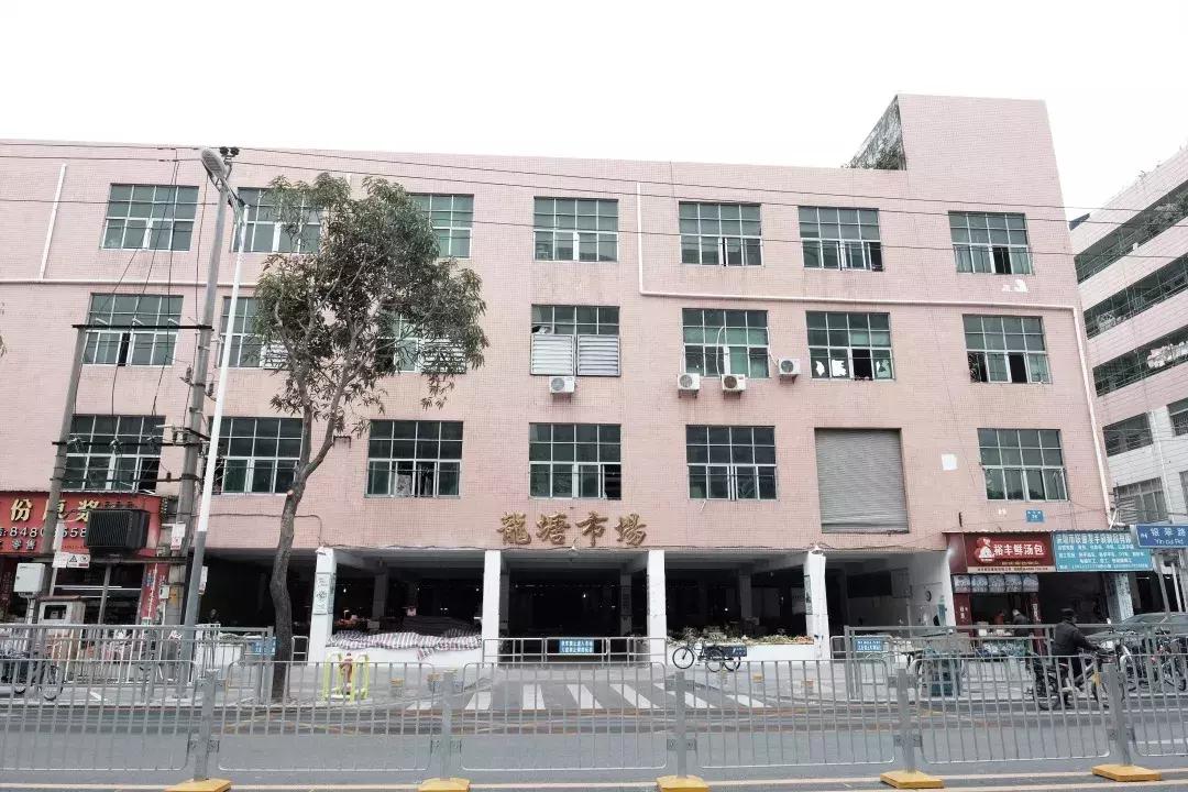 龙岗中心城壹号仓,光明和龙岗中心城