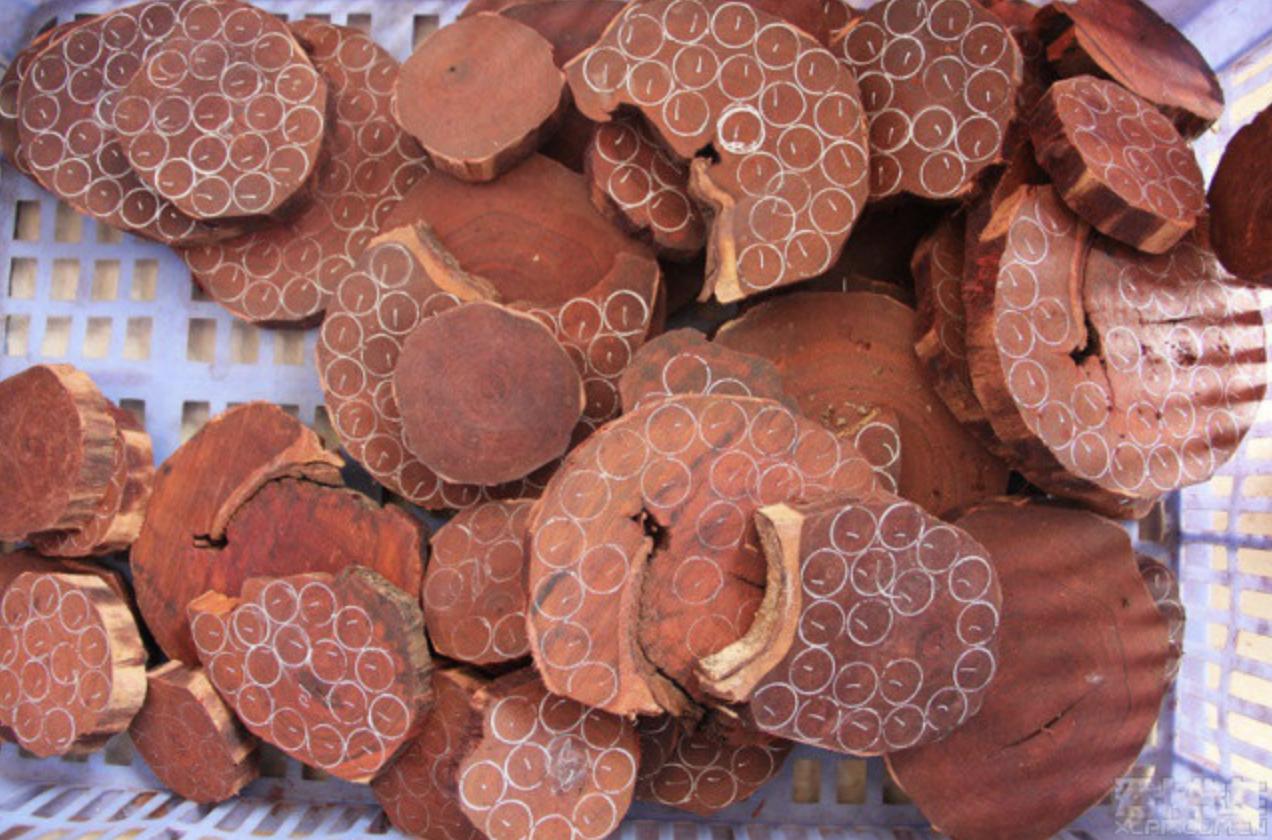 什么才是真正的小叶紫檀,真正的小叶紫檀是什么样