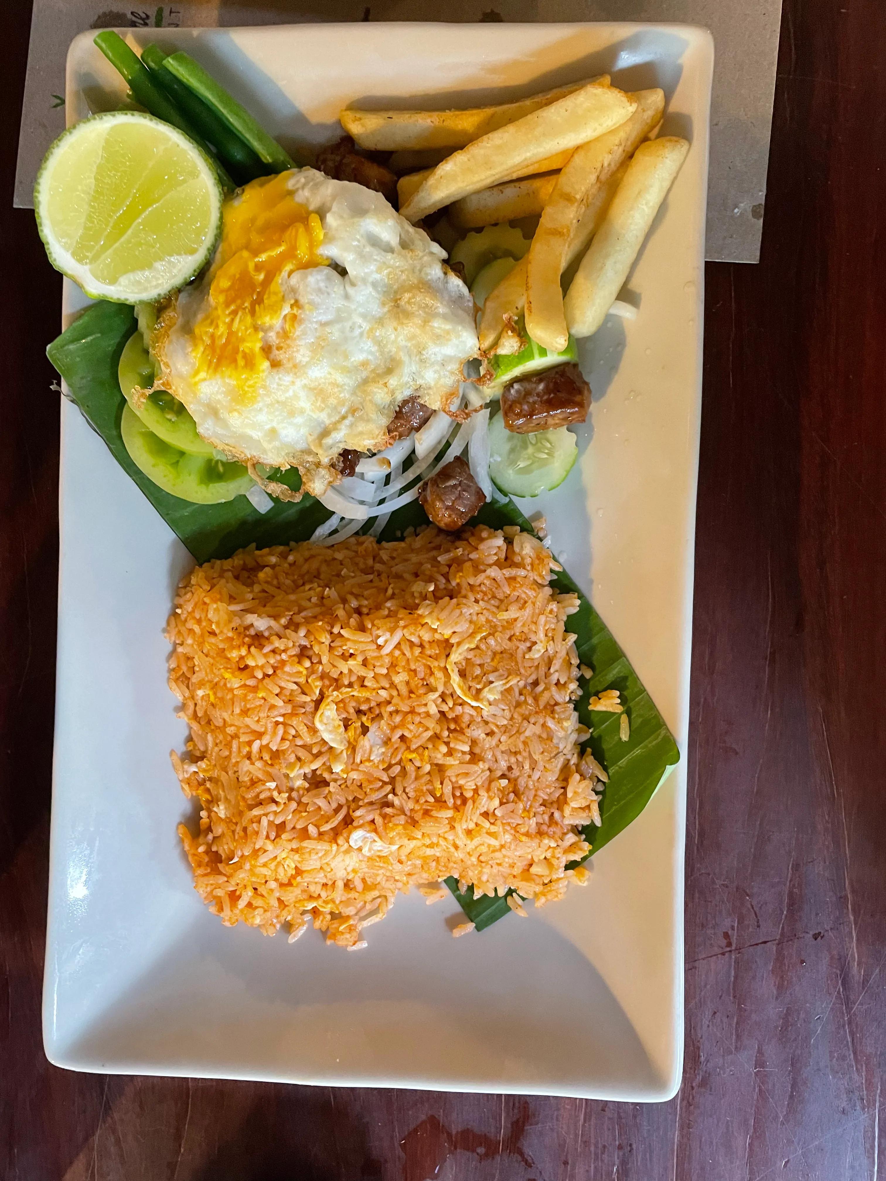 许昌柬埔寨餐厅,柬埔寨人气最旺的餐厅