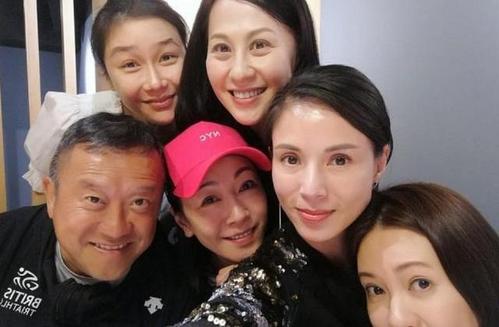 曾志伟是如何成为大佬的,影坛大佬曾志伟人品